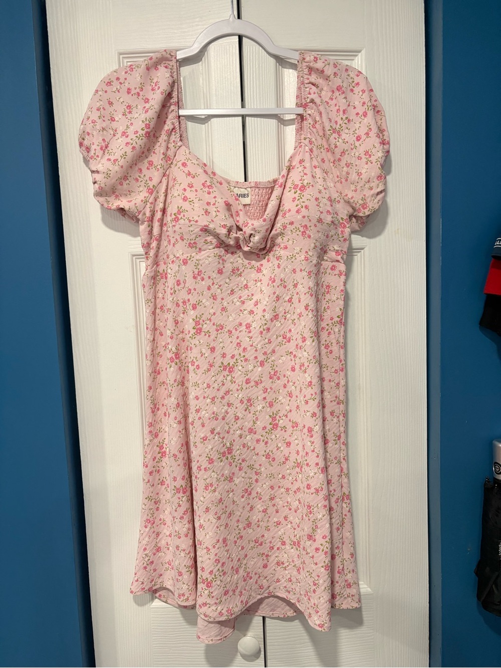Pink Floral Puff Sleeve Mini Dress